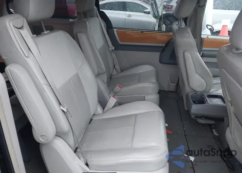 2010 Chrysler Town & Country Limited из США, поврежденный, VIN 2A4RR6DX7AR150437